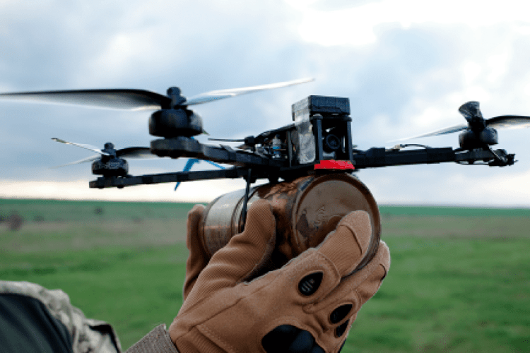 Охочих стати пілотом FPV-дронів кличуть до лав роти ударних БПЛА тероборони Волині