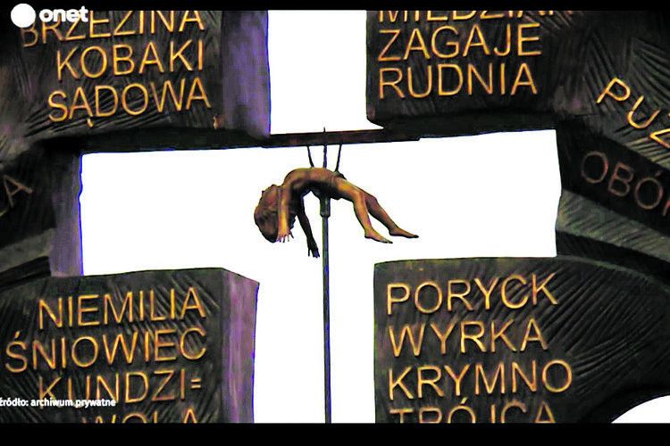 Малюк на вилах: дикий пам’ятник у Польщі викликав бурю емоцій…