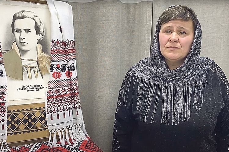 Коли жителька Горохівщини вчила «Одержиму», то навіть від чоловіка ховалася (Відео)