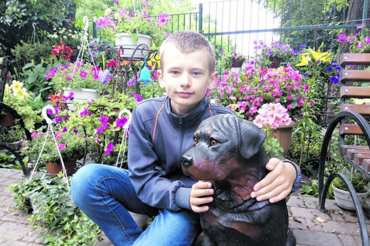 13-річний хлопчик терміново потребує пересадки кісткового мозку