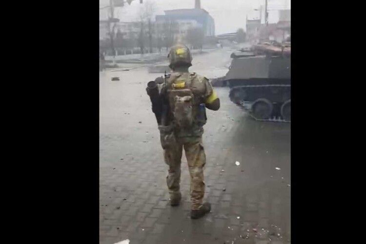 Спецпризначенці знищили 10 ворожих БТР у Гостомелі