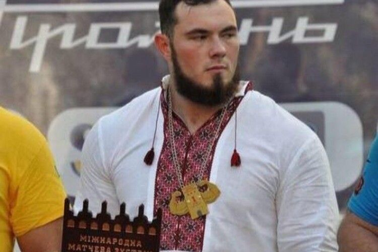 Український силач встановив світовий рекорд