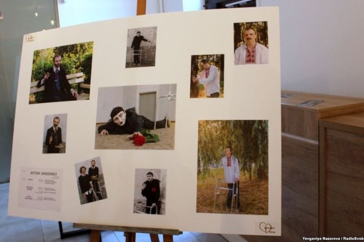 У Запоріжжі відкрили фотовиставку «Сильні духом»