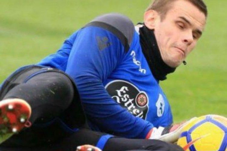 Голкіпер «Динамо» провалив гру за «Депортіво»