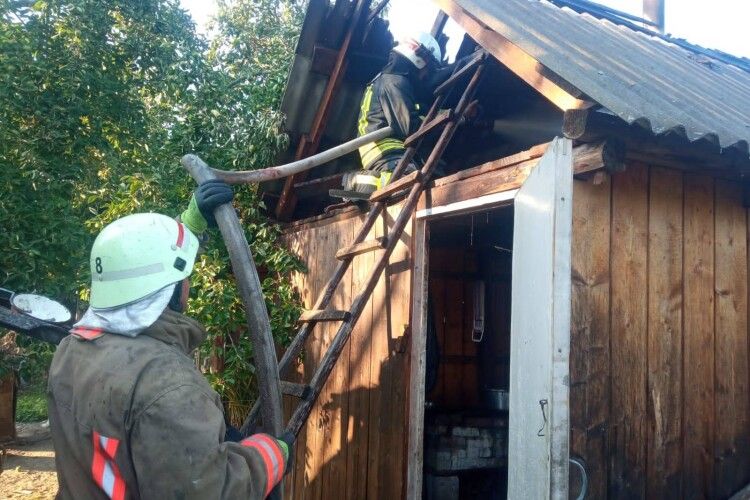 Волинянин отримав опіки голови: учора в області сталося чотири пожежі