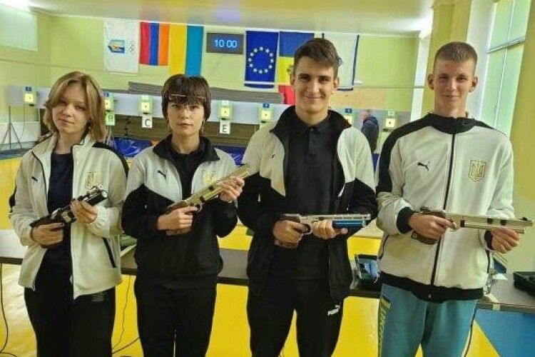Юні рівняни перемогли в змаганнях з кульової стрільби