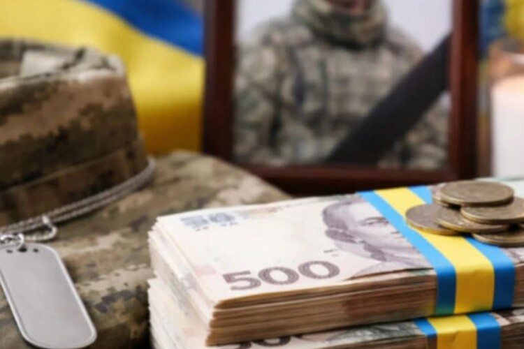 Тернопільський ТЦК заблокував матері 15 мільйонів гривень за смерть сина-воїна