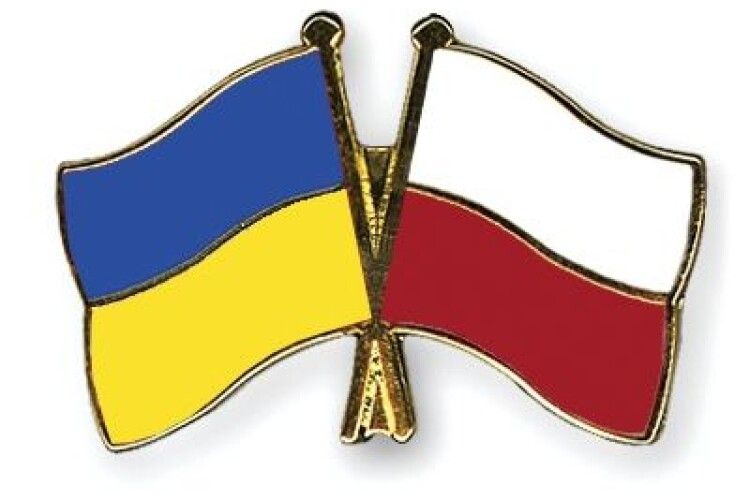 Українці та поляки разом заспівали для нашої перемоги (Відео)