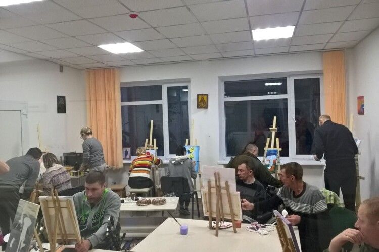 Ветерани АТО-ООС малюють картини