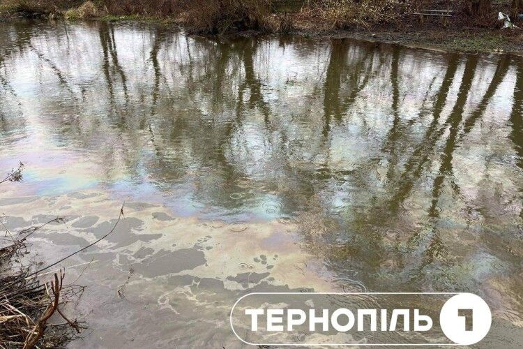 Після падіння дрона біля Кременця місцевим мешканцям порадили не пити воду з криниць