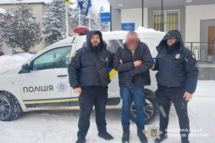 На Львівщині небайдужі затримали нападника, який ледь не зґвалтував школярку