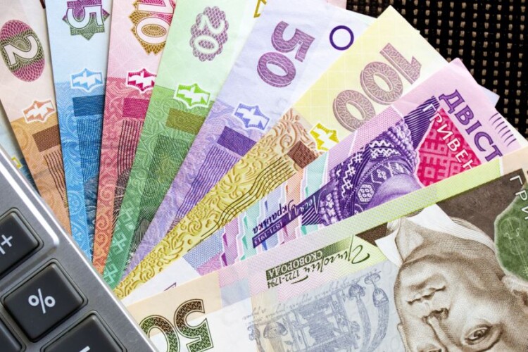 У 2023 році не будуть підвищувати мінімальну зарплату в Україні  