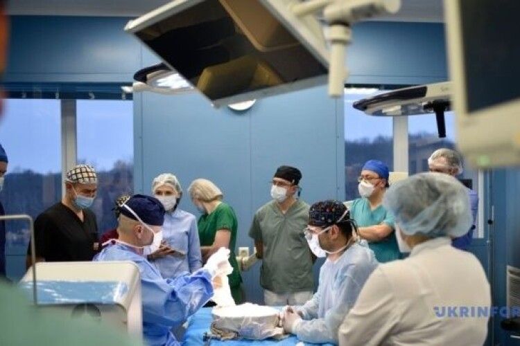 У Львові однорічній дитині вперше в Україні пересадили печінку від посмертного донора