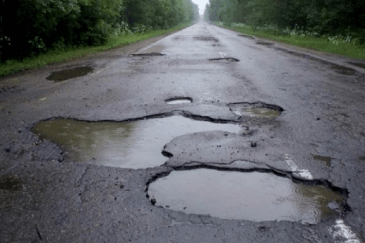 Дороги за маршрутами учасників фестивалю «Берегиня» в поганому стані