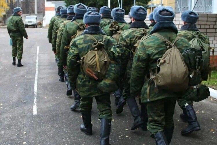 В РФ почали мобілізувати депортованих українців – Луганська ОВА