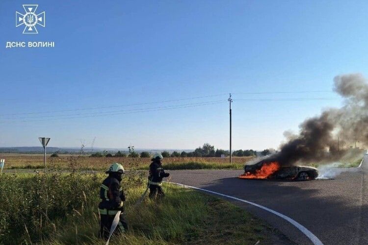 Чому сьогодні на Волині горів автомобіль