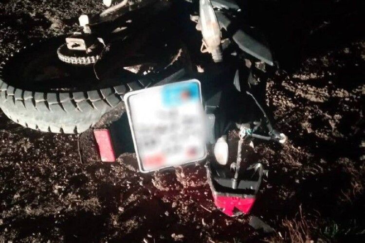 Влетів у підводу: на Камінь-Каширщині загинув 16-річний мотоцикліст