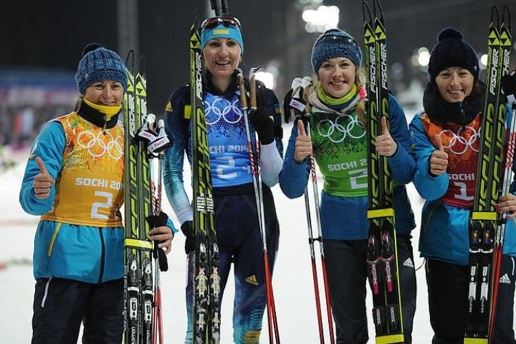 Рівно п'ять років тому українські біатлоністки вибороли драматичне «золото» жіночої естафети на зимовій Олімпіаді в Сочі (відео)