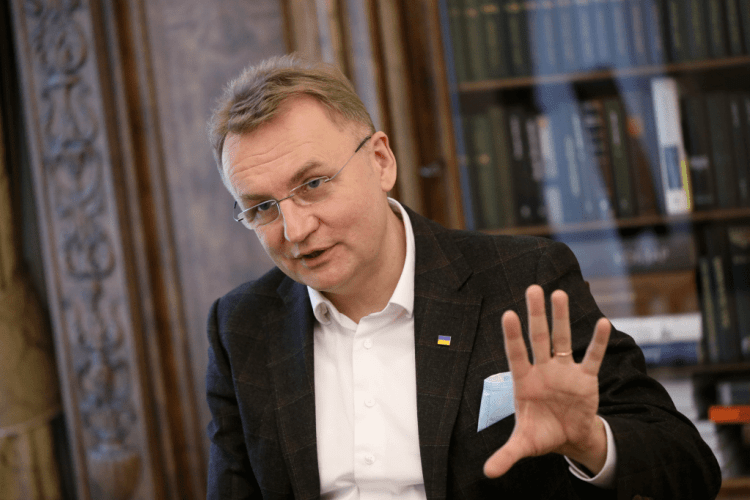 Подуріли: за 1-кімнатну квартиру для переселенців – 80 тисяч гривень!