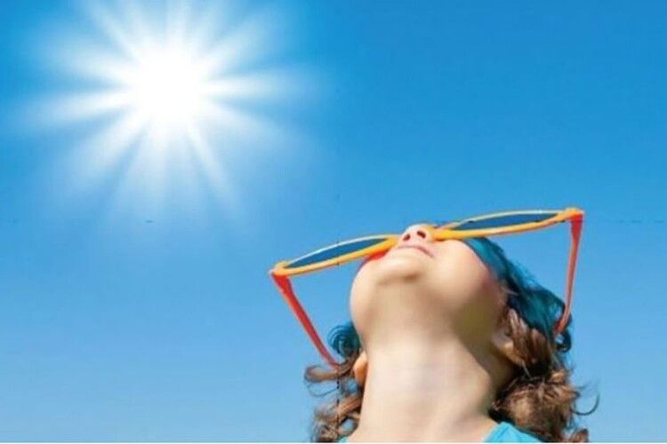 Бережіть очі від сонця! Затемнені окуляри – це не мода, це – необхідність