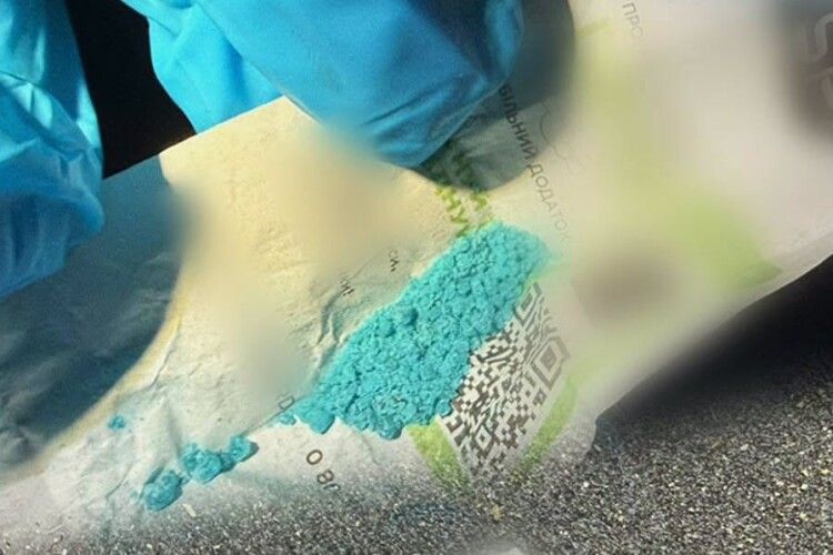 На Волині зупинили чоловіка з «сюрпризом» у кишені