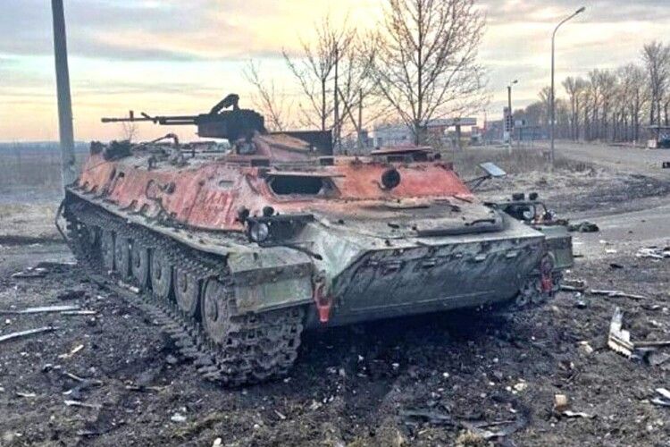 Україна втратила 2354 одиниці техніки, окупанти – 8137