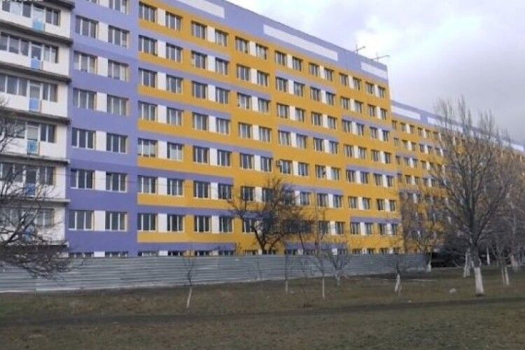 У Маріуполі орки взяли в заручники медиків і пацієнтів обласної лікарні
