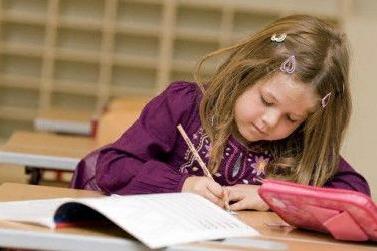 Першокласників тепер оцінюватимуть за чотирма рівнями