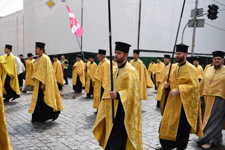У Києві після молитви священики виконали гімн Поліського краю «Волинь моя»