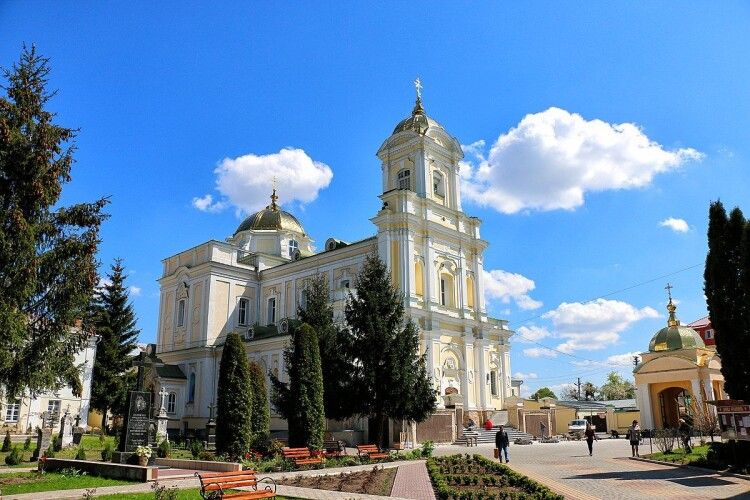 Відомий український блогер-архітектор розповів про проблеми центру Луцька (Відео)