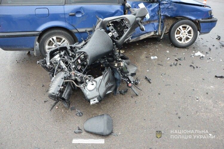 На Волині автомобіль збив мотоцикліста