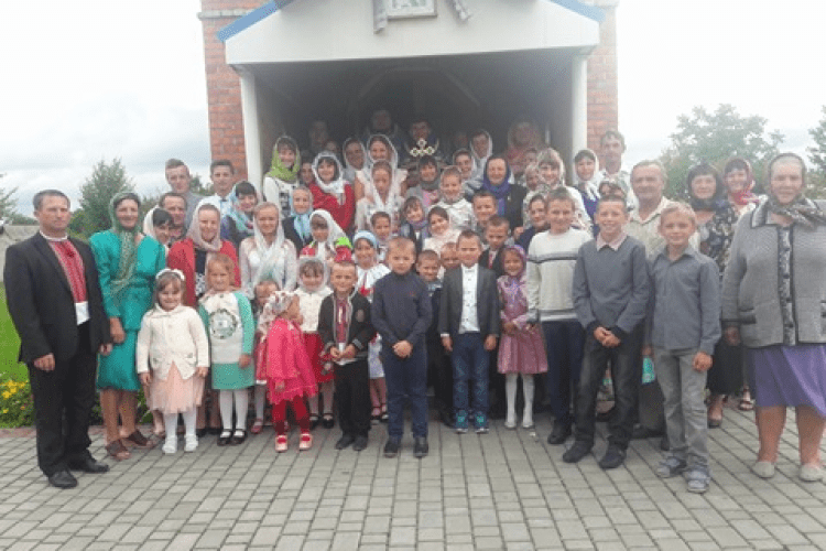 У Михлинському храмі зустрічали молодого священика (фото)