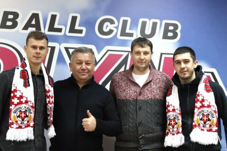 Луцька «Волинь» підписала двох екс-гравців рівненського «Вереса»