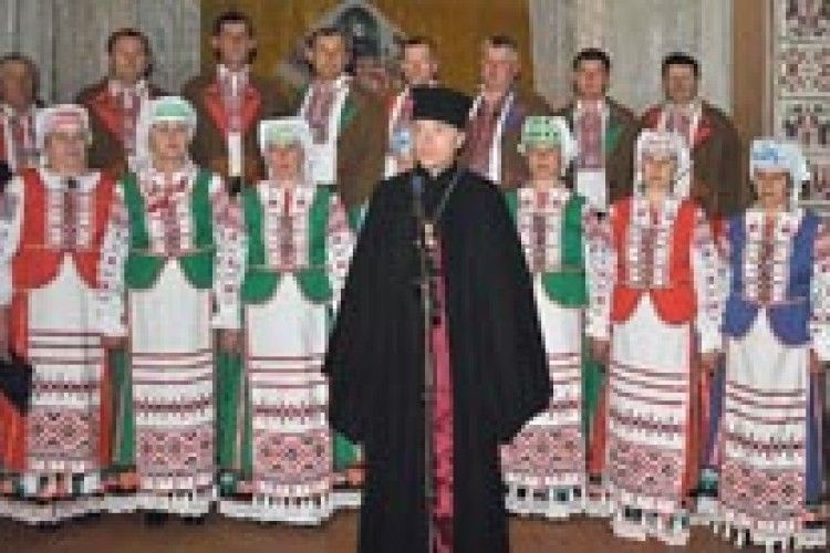 НЕХАЙ СПІВАЄ «ХЛІБОДАР»!