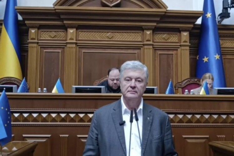 Порошенко вкотре наголосив на необхідності добитися запрошення України в НАТО