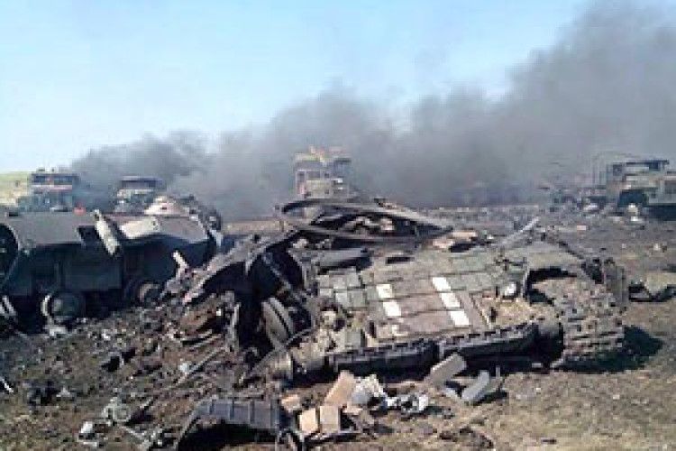 ПЕКЛО НА ДОНБАСІ: ДЕСЯТКИ ЗАГИБЛИХ, СОТНЯ ПОРАНЕНИХ