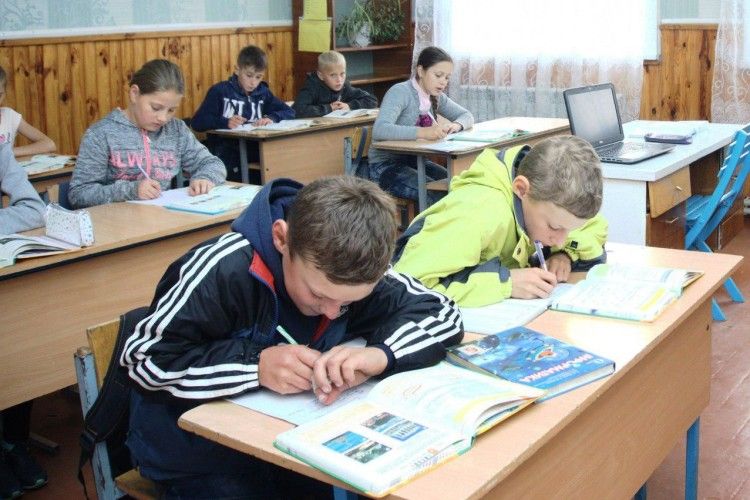 Соціальний паспорт класу: піклування про дітей чи втручання у приватне життя?