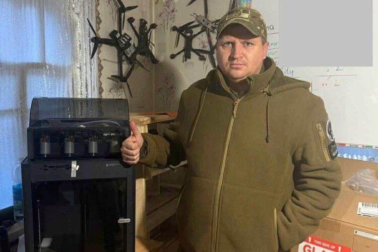 Воїн з Волині отримав «зброю» 21-го століття від земляків