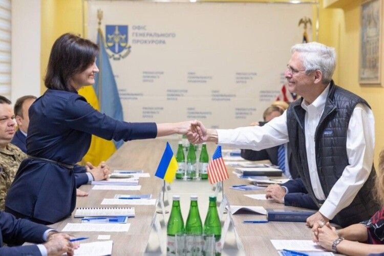 США створили групу для розслідування воєнних злочинів в Україні. Керівник - мисливець за нацистами