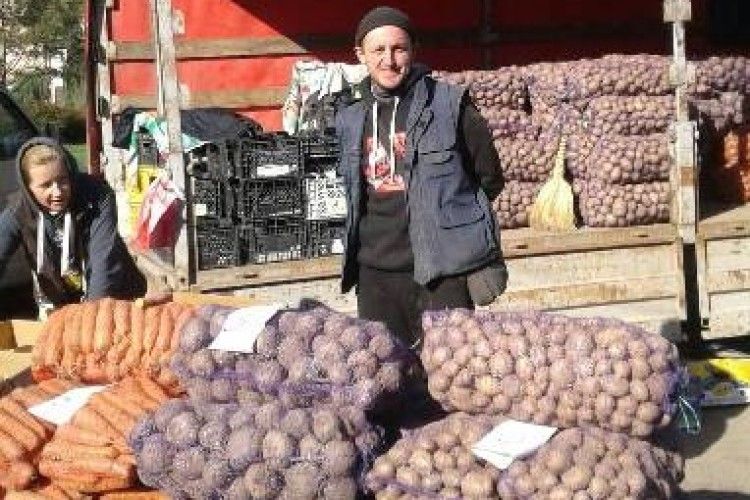  Рівненські фермери продали на ярмарку понад 50 тонн овочів