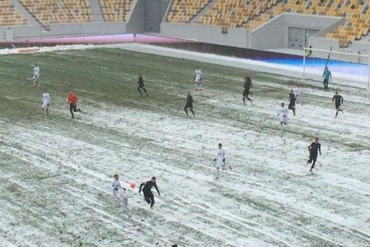 «Зоря» здолала «Верес» у снігобол