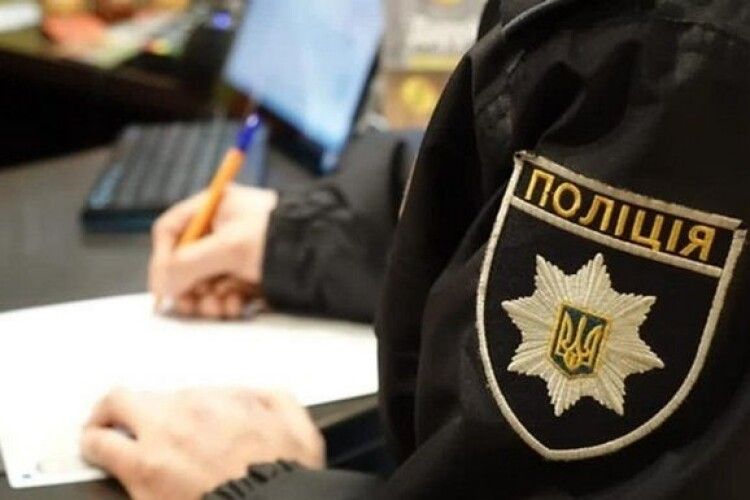 У Луцьку п’яний водій не дав дорогу копам (Відео)