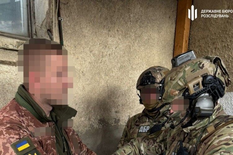 На Прикарпатті посадовець ТЦК жорстоко побив чоловіка за відмову від флюорографії