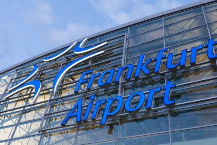В аеропорту Франкфурта зіткнулися два пасажирських літаки