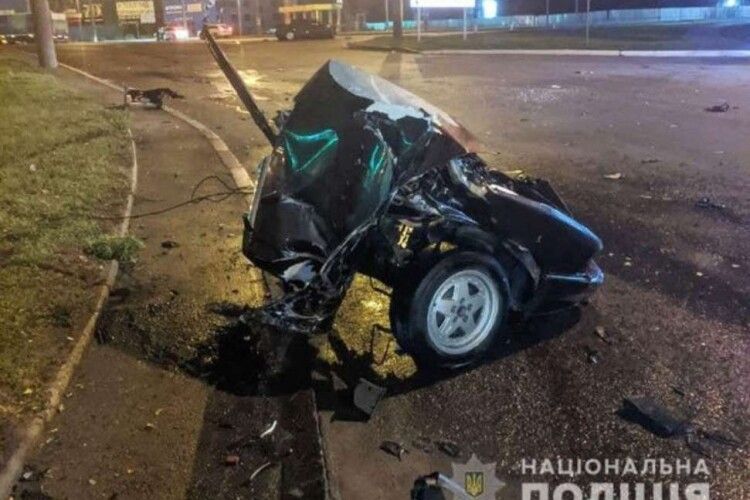 ДТП у Рівному: автомобіль розірвало на частини