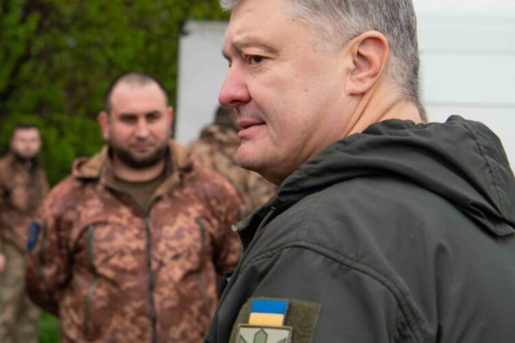 «Якщо ми вже вдаримо, то там нічого не залишиться», – Порошенко про дрони над кремлем