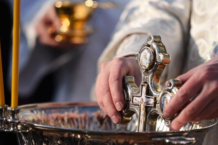 Скільки священників заброньовано від служби в ЗСУ