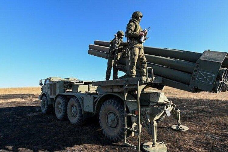 Окупанти обстріляли місто Апостолове на Дніропетровщині