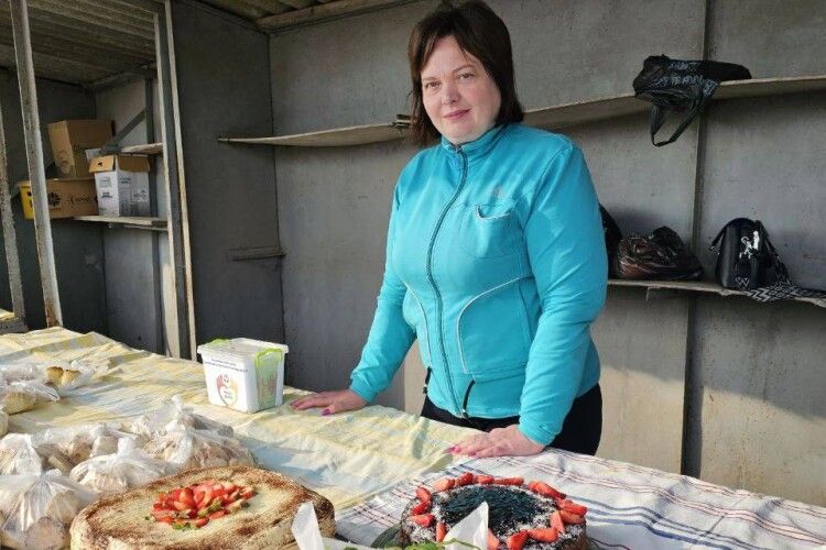 На Волині студенти та викладачі коледжу вторгували за свою продукцію 10040 гривень (Фото)