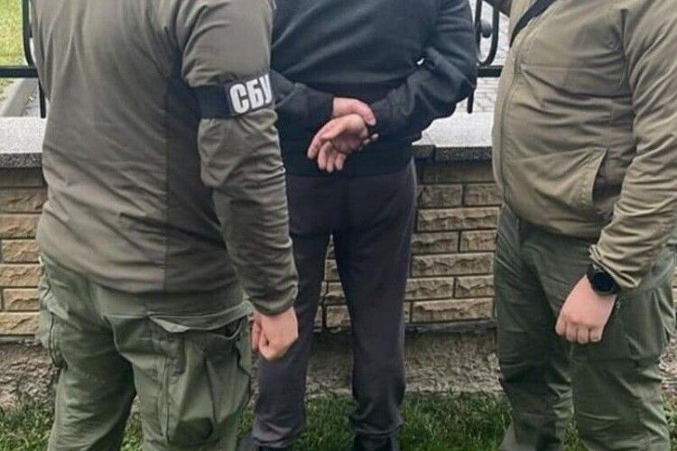 Допомагав утікати призовникам за кордон: відоме ім’я депутата, якого затримали в Луцьку